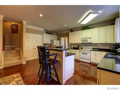 Large eat in Kitchen