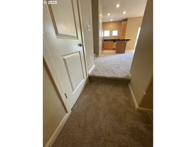 1100 SW 170th Ave unit 202, Beaverton, OR 97003 - photo 3