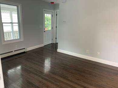 12 Prioulx St, Worcester, MA 01605 - photo 3