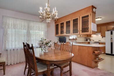Breakfast Room