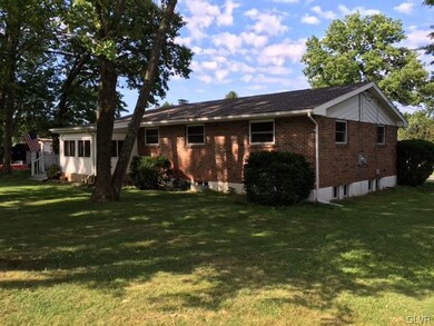 358 Cypress St, Walnutport, PA 18088 - photo 4