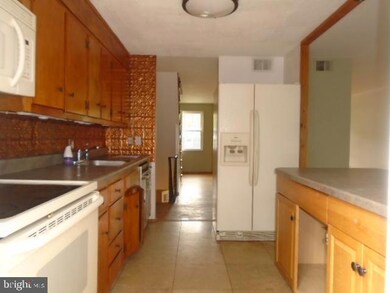 6407 Falkirk Rd, Idlewylde, MD 21239 - photo 6