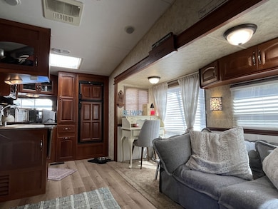 26350 Delano Dr unit 41, Idyllwild, CA 92549 - photo 4