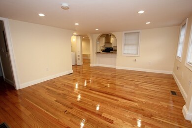 318 Union St unit 1, Randolph, MA 02368 - photo 4