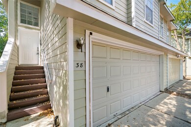 38 N Walden Elms Cir, Spring, TX 77382 - photo 2