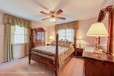 93 Boulevard W, Keyport, NJ 07735 - photo 3