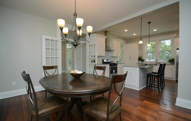 Dining Room (3)