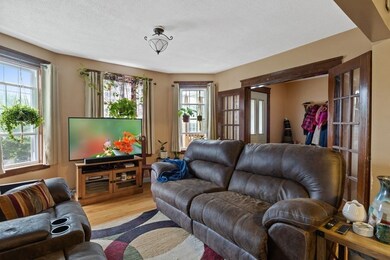 105 Sterling St, Worcester, MA 01610 - photo 7