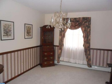 565 Fernwood Ave, Saint Clair, PA 17970 - photo 7