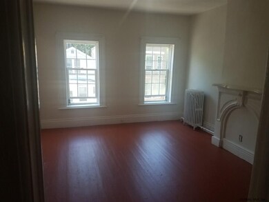 415 First St unit 2nd floor, Albany, NY 12203 - photo 6