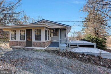 7500 Creager Rd, Waynesboro, PA 17268 - photo 2