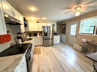 16944 E 3130 Rd N, Rossville, IL 60963 - photo 3