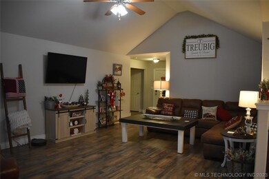 2825 N 22nd St, Broken Arrow, OK 74012 - photo 4