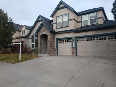 Rare 3-Car Garage!