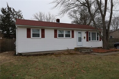 72 Deerfield Dr, Warwick, RI 02886 - photo 2