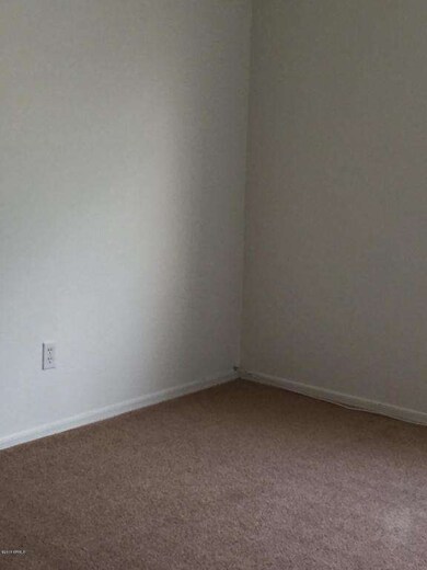 Bedroom 1.JPG