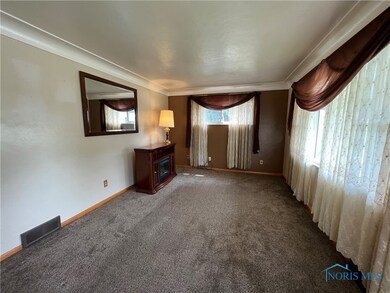 1716 Barrows St, Toledo, OH 43613 - photo 3