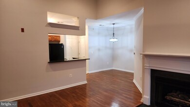 4550 Strutfield Ln unit 2416, Alexandria, VA 22311 - photo 3