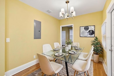 Virtually Staged Dinette