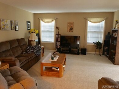 1614 Edna Dr, Lima, OH 45807 - photo 3