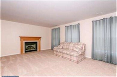 18 Dover Place, Swedesboro, NJ 08085 - photo 2