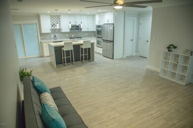 Desde sala a cocina para comparar