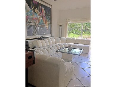 10929 NW 70th St, Doral, FL 33178 - photo 2