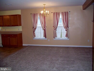 159 W Harmony Dr, Pottstown, PA 19464 - photo 5