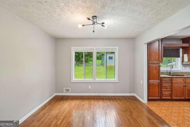 2201 Colonial Oak Way, Stone Mountain, GA 30087 - photo 4