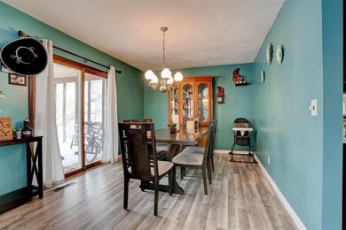 207 Crestwood Dr, Columbus Junction, IA 52738 - photo 6