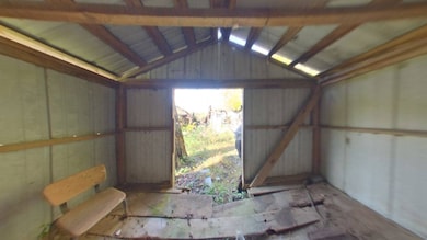 865 Highway 1482, Oneida, KY 40972 - photo 2