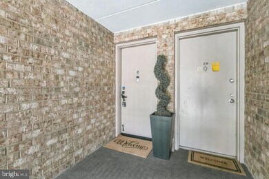 The Huntington Club unit 319, Alexandria, VA 22303 - photo 3