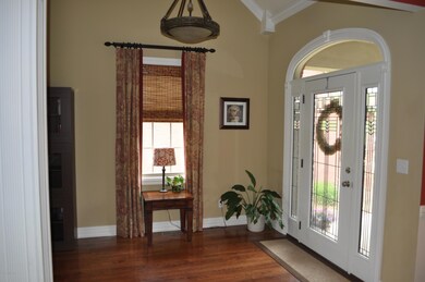 11035 Radleigh Ln, Louisville, KY 40291 - photo 5