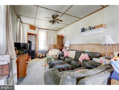 163 E Main St, Leola, PA 17540 - photo 4