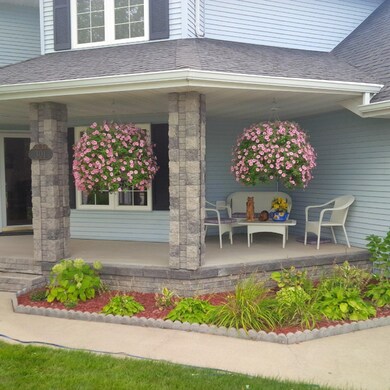 301 23rd Ave NE, Jamestown, ND 58401 - photo 2