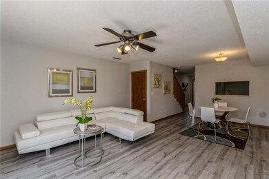 913 Grand Avenue Ct unit 913, Marion, IA 52302 - photo 3