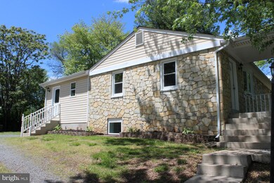 8010 Mclean St, Manassas, VA 20111 - photo 2