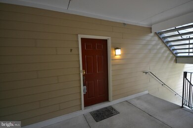 4 Tyler Falls Ct unit F, Baltimore, MD 21209 - photo 2