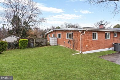 1307 Glenmont Rd, Baltimore, MD 21239 - photo 4