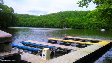Dock