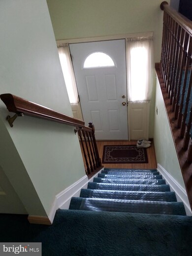 9402 Seven Courts Dr, Nottingham, MD 21236 - photo 7