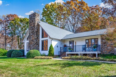 2656 Fines Creek Dr, Statesville, NC 28625 - photo 2