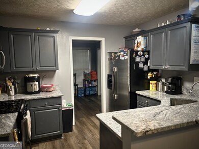 191 Old Stonewall Dr, Locust Grove, GA 30248 - photo 4