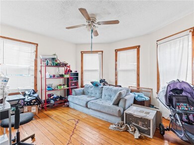 2 King St, Central Falls, RI 02863 - photo 6