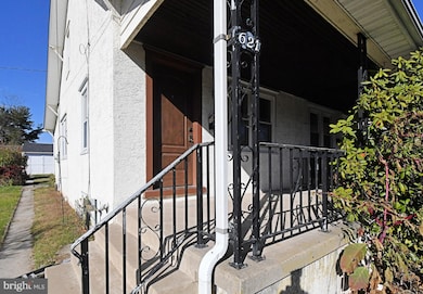 621 N Forrest, Norristown, PA 19403 - photo 5