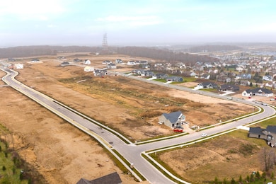 424 Sandstone St, Slinger, WI 53086 - photo 3