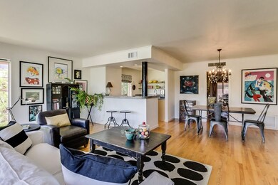 Open Floor Plan/Hard wood Floors