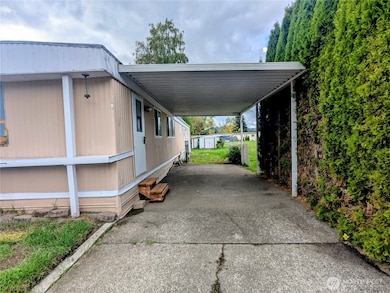 5600 Mt Solo Rd unit 77, Longview, WA 98632 - photo 2