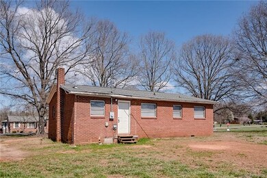 414 Jane Sowers Rd, Statesville, NC 28625 - photo 3