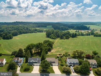 1353 Becket Rd, Sykesville, MD 21784 - photo 6